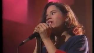 10000 Maniacs Natalie Merchant — Like The Weather