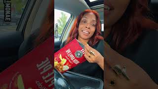 Trying Pop Daddy Snacks Dutch Apple Pie pretzels #pretzels #applepie #fall #tiktokviral #shorts