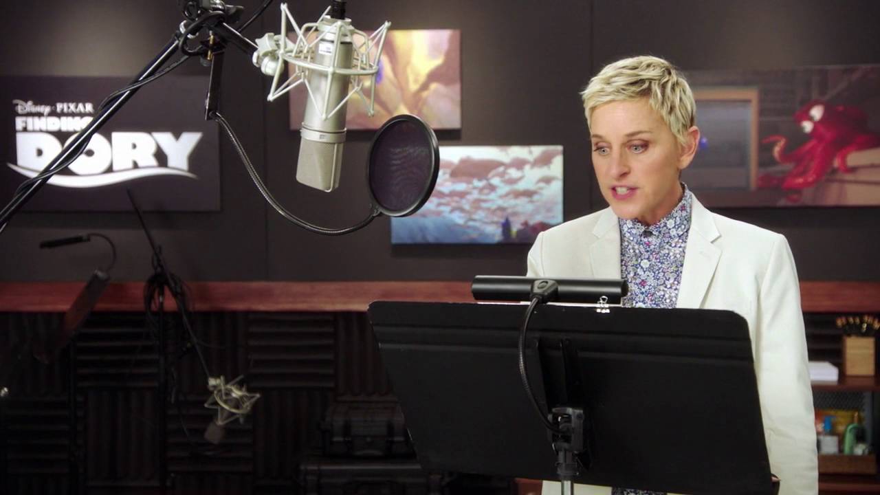 Finding Dory: Ellen Degeneres "Dory" Behind The Scenes Voice Acting ...