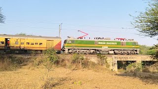 07005 hyderabad - Raxaul weekly express | Honking \u0026 Curve Action 😍 | INDIAN RAILWAYS