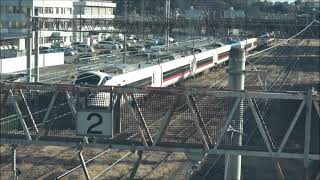 いわき駅構内をまたぐ自由通路から見降ろした留置線に停泊中の特急ひたちE657系の回送列車