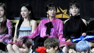 181214 TWICE(트와이스) REACTION when they Won 'Song of the Year' [What is Love?] @2018 MAMA in HONGKONG