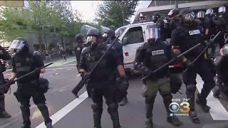 Right-Wing Activists Patriot prayer, Antifa Clash at Portland Protests