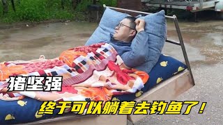 猪坚强：养猪大哥自学机械，用破烂造出器械车，秒杀造车工程师