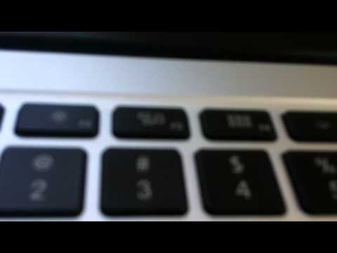 How to remove and clean Macbook Pro keyboard keys How to remove and clean Macbook Pro keyboard keys
