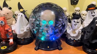 Gemmy 2005 Lighted Musical Scary Skull Tornado Globe