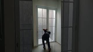 Pintu Lipat Aluminium 2 Daun Variasi Ornamen#alluminium #pintualuminium #shortvideo #viral