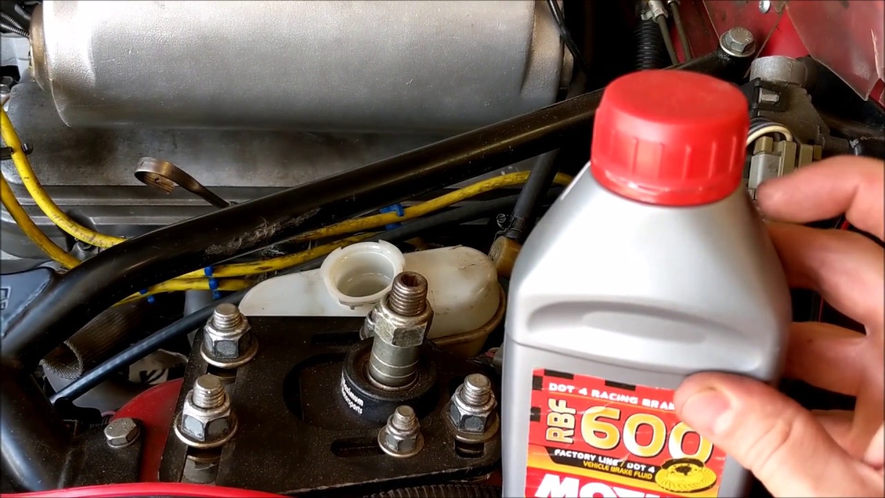 Easy Way To Bleed Your Brakes Without Special Tools (Brake Fluid Flush ...