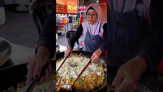 MEE GORENG PADU!!! #malaysiastreetfood #foodie #malaysiastreet