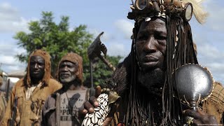 En direct de Kayes: visite des chasseurs ! Festival Kayi Kunben, Fatomata Batouly Niane