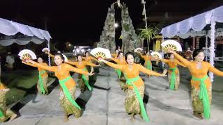 Rejang Tedung Jagat. PKK Br Sanding Gianyar