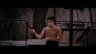 Bruce Lees famous Nunchaku Play