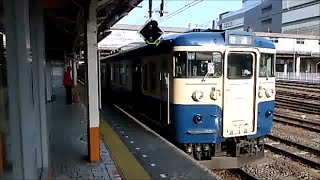 中央線115系　八王子到着-発車