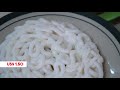 EXTREMELY CHEWY NOODLES! Indonesian BRUNCH Street Food Tour in Jakarta Indonesia