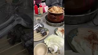 【 Taiwan 台湾 】霸味薑母鴨 鴨鍋 羊肉爐 明徳站 明徳駅付近 台湾美食 炭火 大人気 Sightseeing and Travel mood 観光・旅行気分 ^^