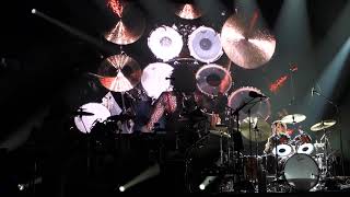 Santana- Drum Solo By Cindy Blackman Santana (Live)