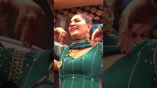 Sapna Choudhary Hot Dance 🥳😄 #girl #sapnachoudhary #viral #tranding #beautiful #urfijaved #video