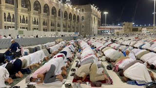 Worshippers pray in Mecca's Grand Mosque as Saudi Arabia drops social distancing | AFP