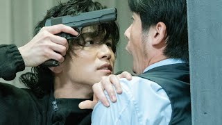 “闇の交渉人”岩田剛典、銃を片手に相手を追い詰める！　映画『名も無き世界のエンドロール』本編映像