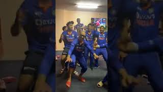 India team celebration after winning trophy kala chasma viral dance by indian cricket team