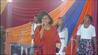 HAUFANANISHWI NA KITU KINGINE//BTN WORSHIP TEAM FT PASTOR GLORIA MWIRIGI