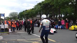 Iom TT 2014 - SIDECARS START