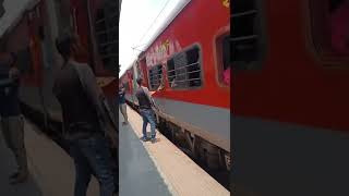 Red LHB coach #indianrailways #vsmonuvlogs #railfans