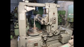 Gear Hobbing Machine - TOS FO8