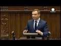 new polish president sworn in and promises he ll make good his election word