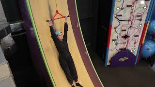 Clip 'n Climb - Vertical Drop Slide