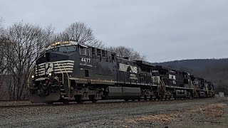 Railfanning the NS Pittsburgh Line-12/26/24 Ft. 8 Engine Lashup and I5G