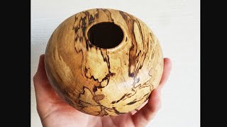 Making A Woodturning Log To Vase 木工旋盤を使って丸太から壺を製作