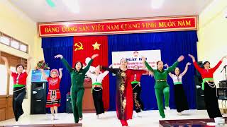 Vũ điệu kết đoàn  - CLB dân vũ Bắc Trần Hưng đạo phường Quỳnh Lâm Thành phố Hoà tỉnh Hoà Bình