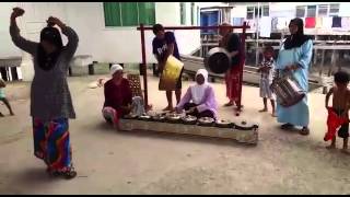 Tagunggu' (Titik Tavawan with Igal-Igal magbola-bola dance)