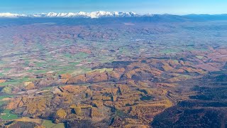 旭川空港着陸までの機窓 秋晴れの絶景 美瑛の丘（羽田発 旭川空港行き AIR DO 83便）