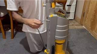 The first ever Dyson vacuum cleaner - First look