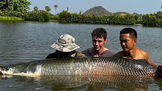 Catching A Monster Fish At Jurassic Mountain Resort