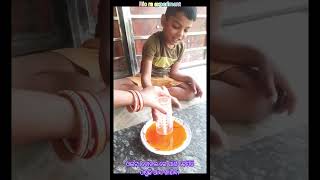 LKG kids doing science experiment ବୋତଲ ଓଲଟା ଥାଇ ପାଣି ବୋତଲ ରେ ପଶିଯିବ ଦେଖିବା