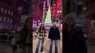 what are the odds The Rockettes do this with us?😱 @GiaNina Paolantonio #shorts