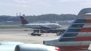 US flight cancellations accelerate as airlines comply with government shutdown order