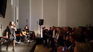 Natalie Imbruglia - Wrong Impression acoustic live