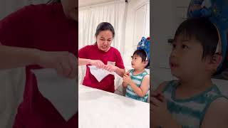 Sister surprises crying baby brother π±πΆπ»β€οΈπ§π»