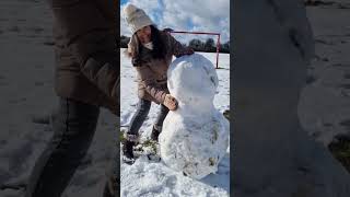 It has its technique☃️first time making Snowman!! #winterwonderland #winter #ytshorts