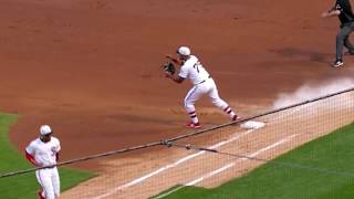 Yoan Moncada makes a terrific backhanded flip for the out at first