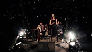 Irina Kapetanović \u0026 Acoustic Live Lounge - MERCEDES BENZ (Official Video)