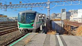 東京メトロ16000系56F　金町駅2番線発車　20250131 101113