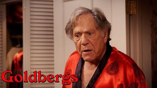 The Goldbergs | Pops Moves In