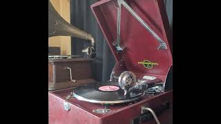 靑木 光一・久保 幸江 ♪ほがらか音頭♪ 1954年 78rpm record. Columbia Model No G ｰ 241 phonograph.