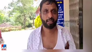 പഞ്ചായത്ത് സെക്രട്ടറിക്ക് മർദനം; സെക്രട്ടറിയുടെ കാറും തല്ലി തകർത്തു | Attack