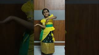 ரோஜாவின் மின்னல்கள் மை க்யூட் daughter #rathi #cute #dance in #யூடுப்